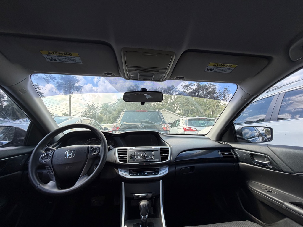 Photo 5 of this HONDA ACCORD