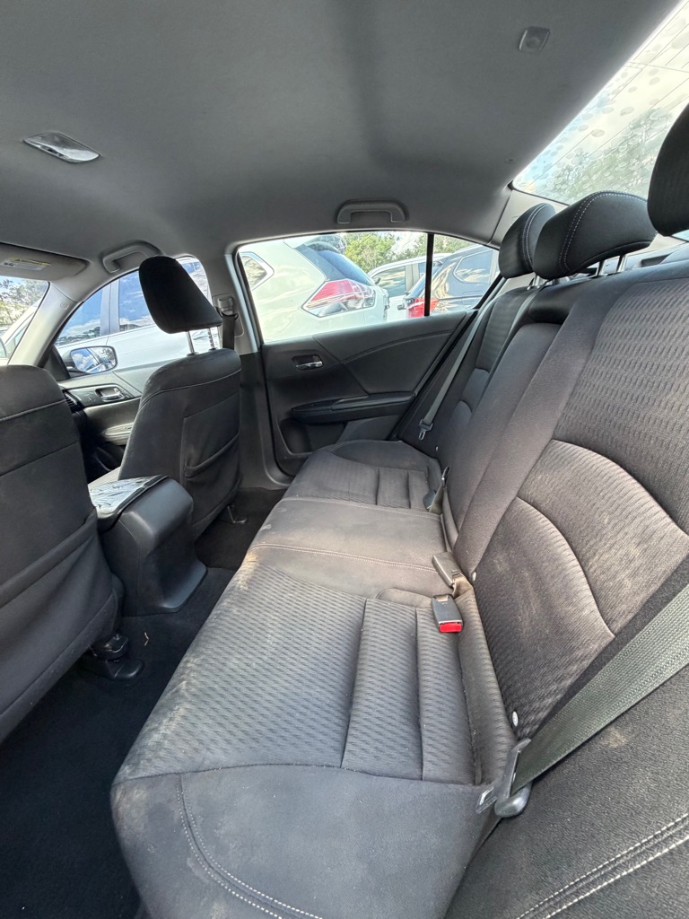 Photo 7 of this HONDA ACCORD