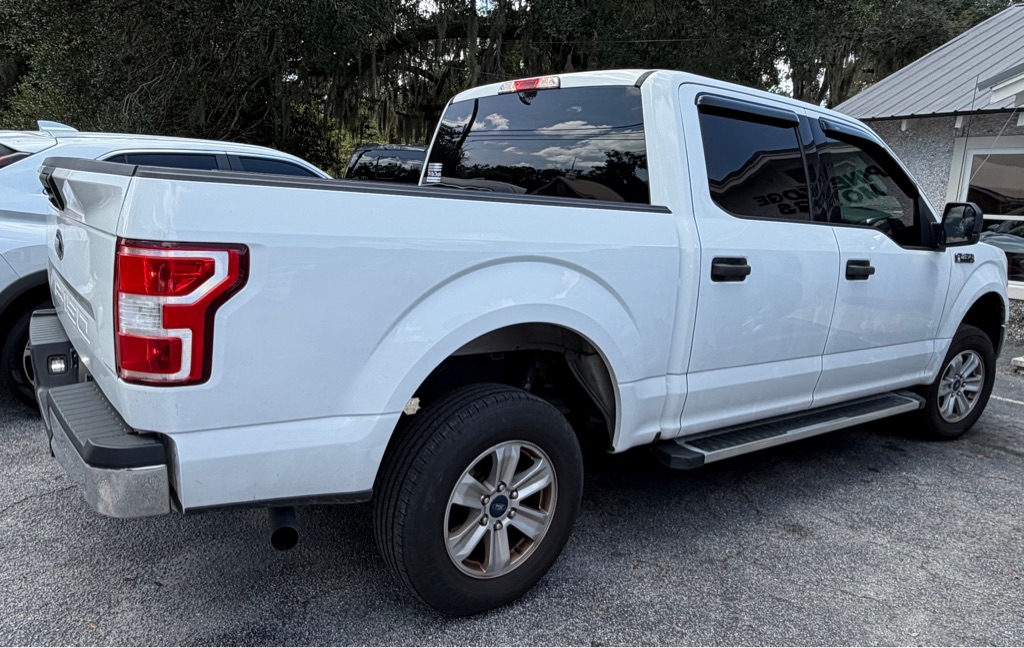 Photo 4 of this FORD F-150