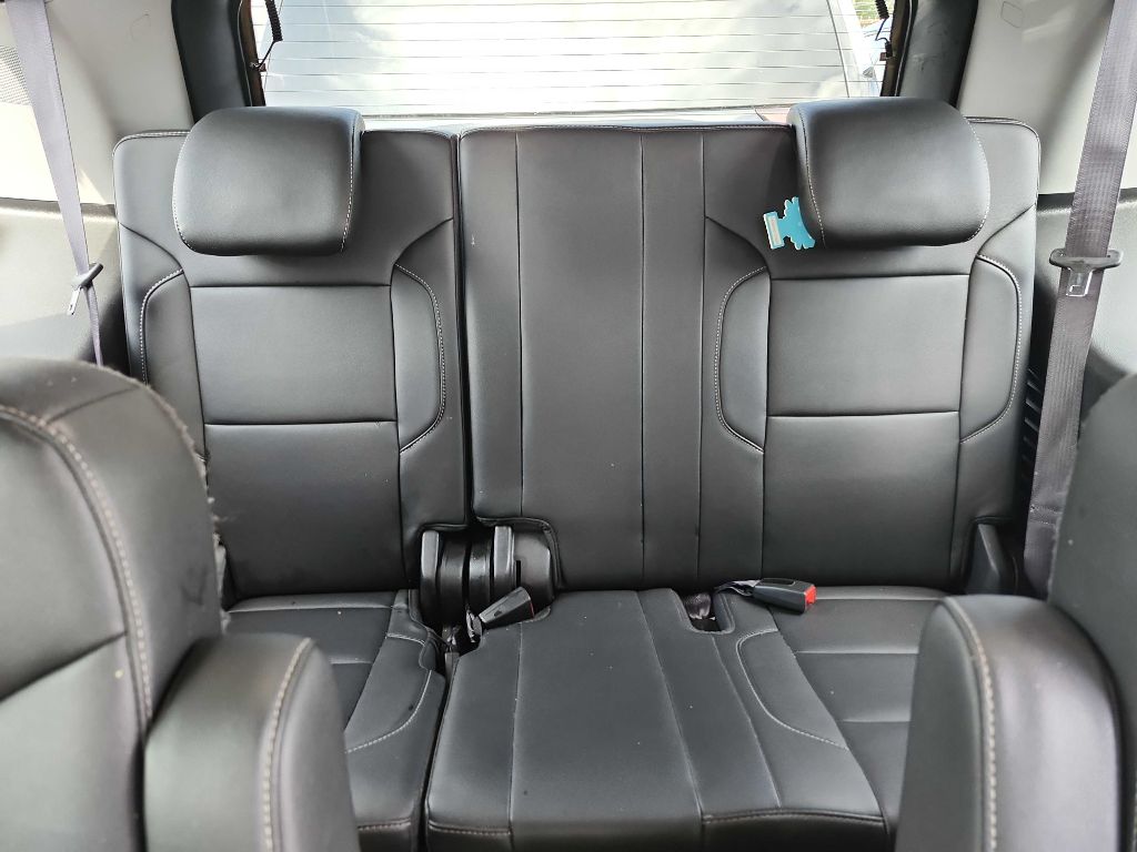 Photo 8 of this CHEVROLET TAHOE