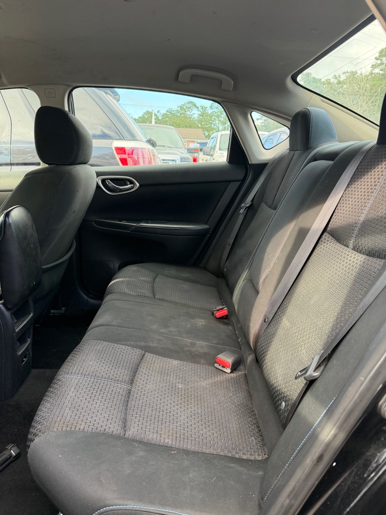 Photo 7 of this NISSAN SENTRA