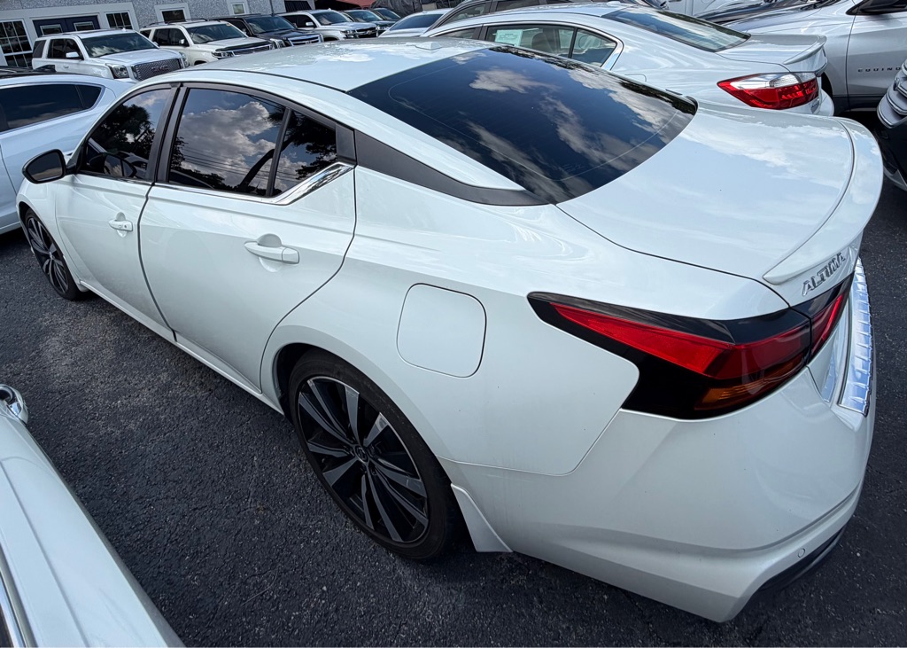 Photo 4 of this NISSAN ALTIMA