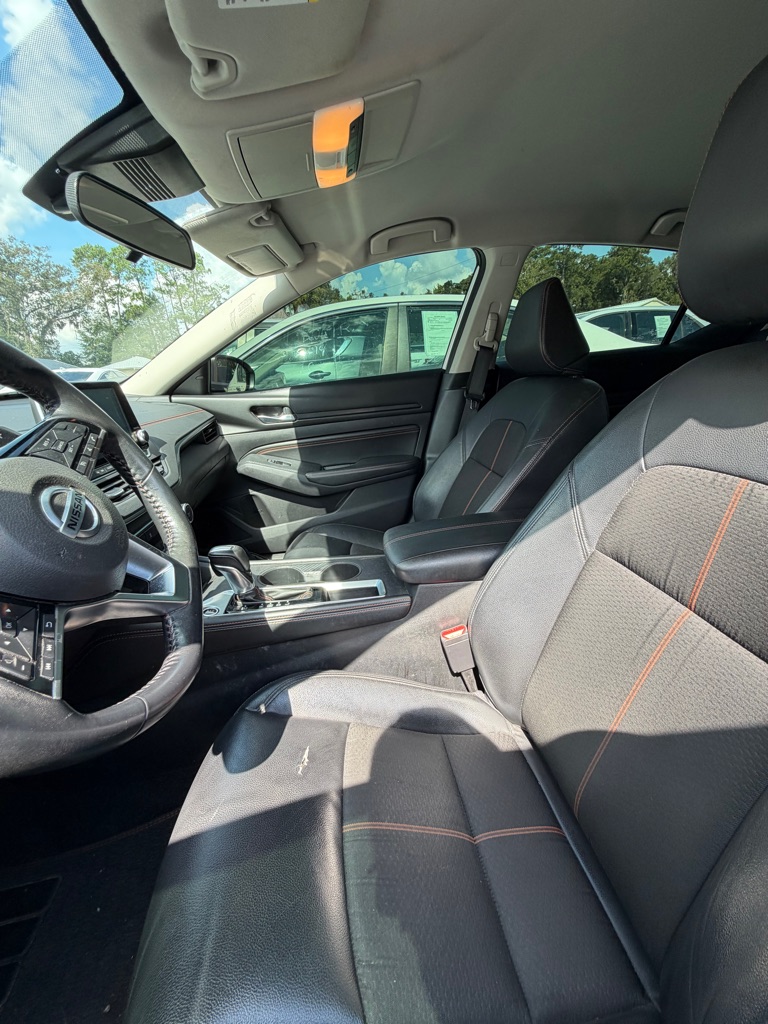 Photo 5 of this NISSAN ALTIMA
