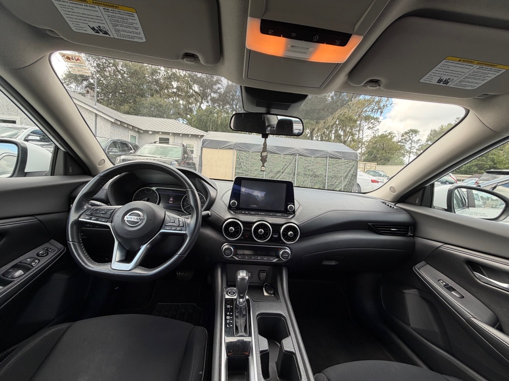 Photo 7 of this NISSAN SENTRA