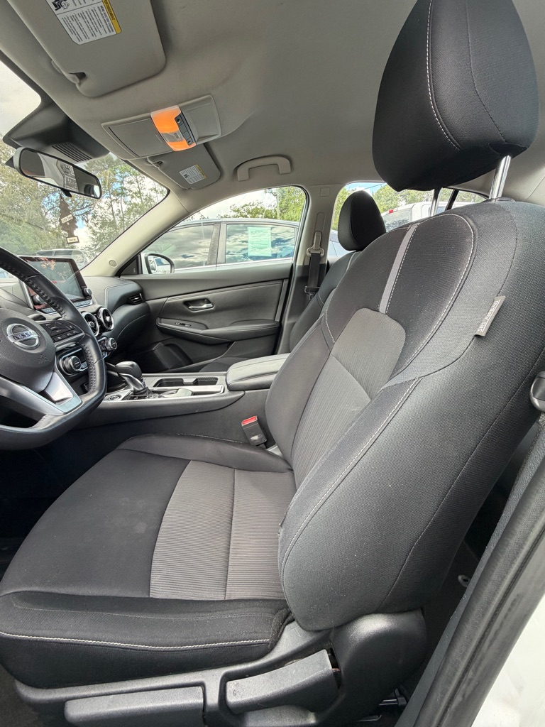 Photo 5 of this NISSAN SENTRA