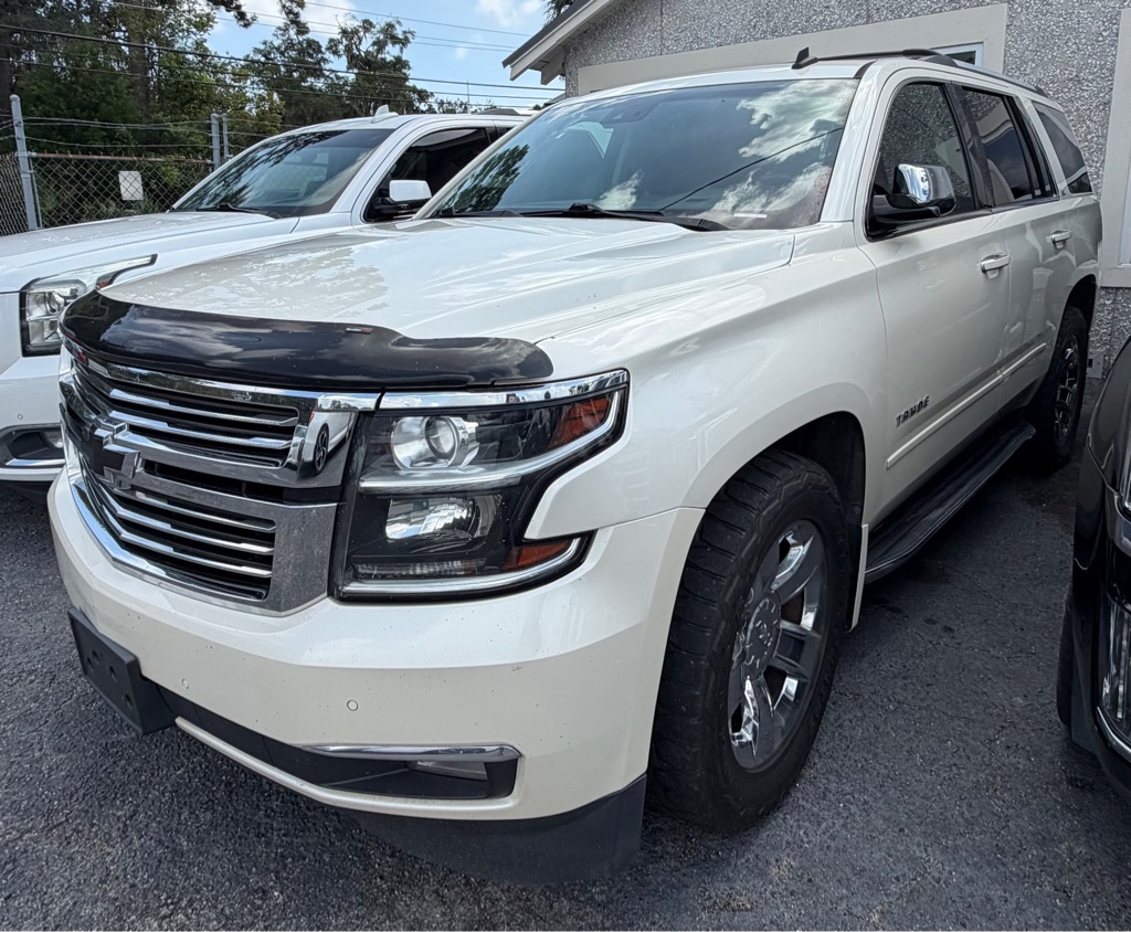Photo 2 of this CHEVROLET TAHOE