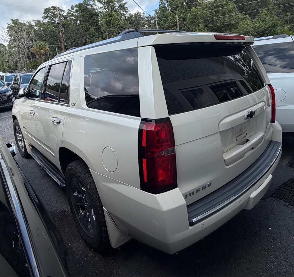Photo 3 of this CHEVROLET TAHOE