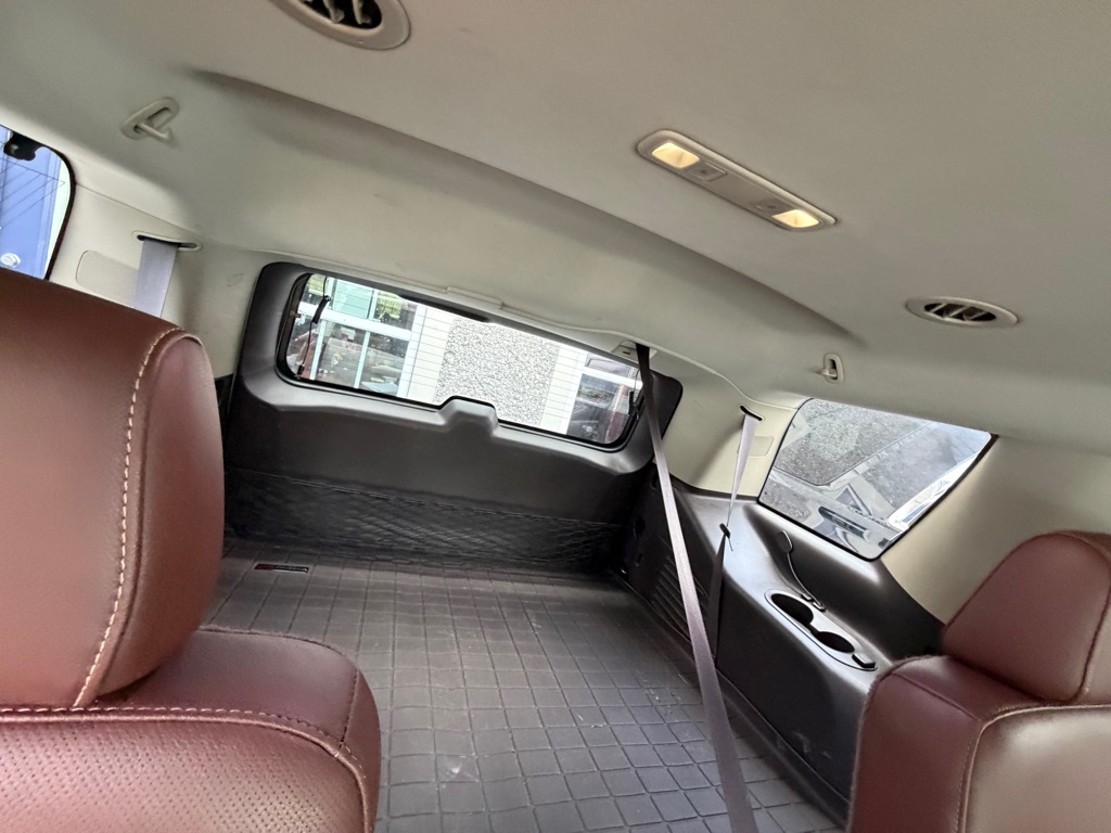 Photo 7 of this CHEVROLET TAHOE