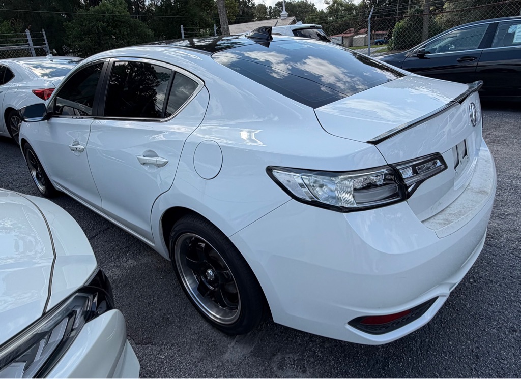 Photo 3 of this ACURA ILX