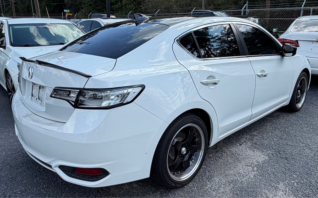 Photo 4 of this ACURA ILX
