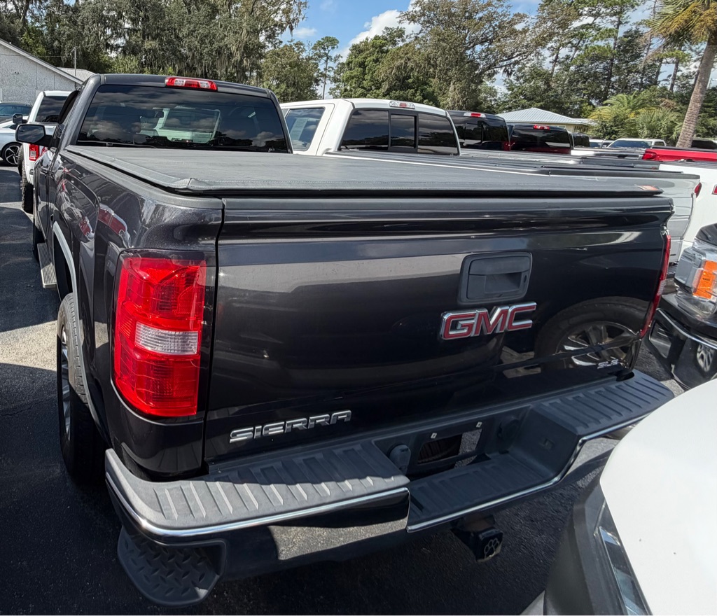Photo 4 of this GMC SIERRA 1500