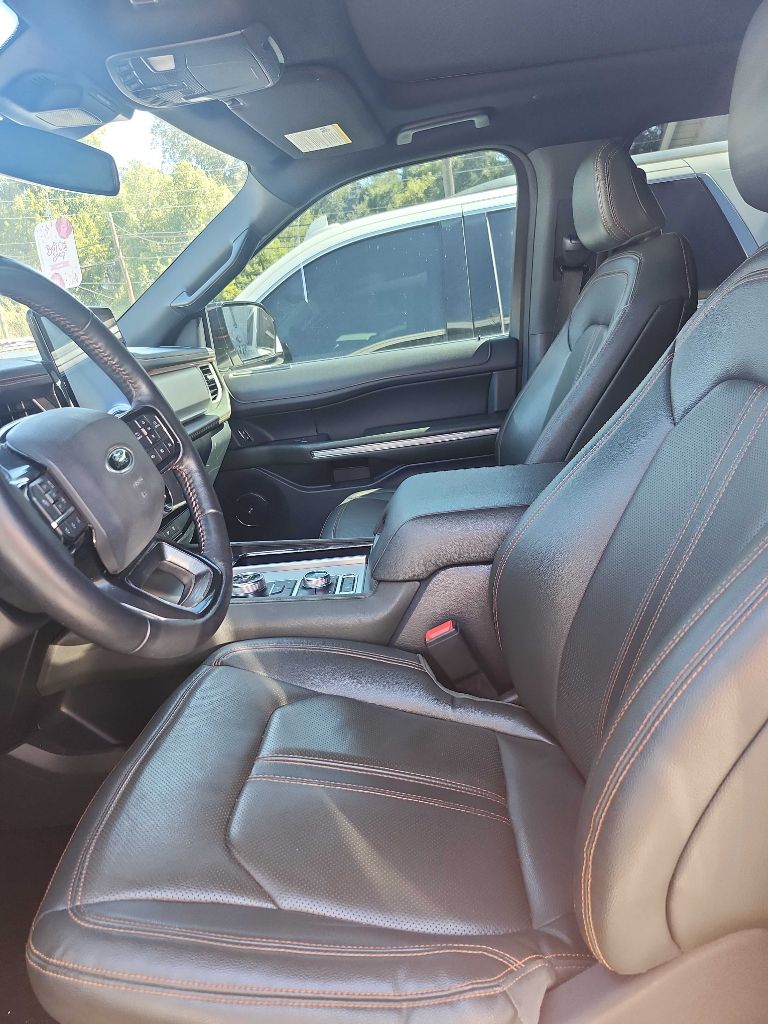 Photo 4 of this FORD EXPEDITION