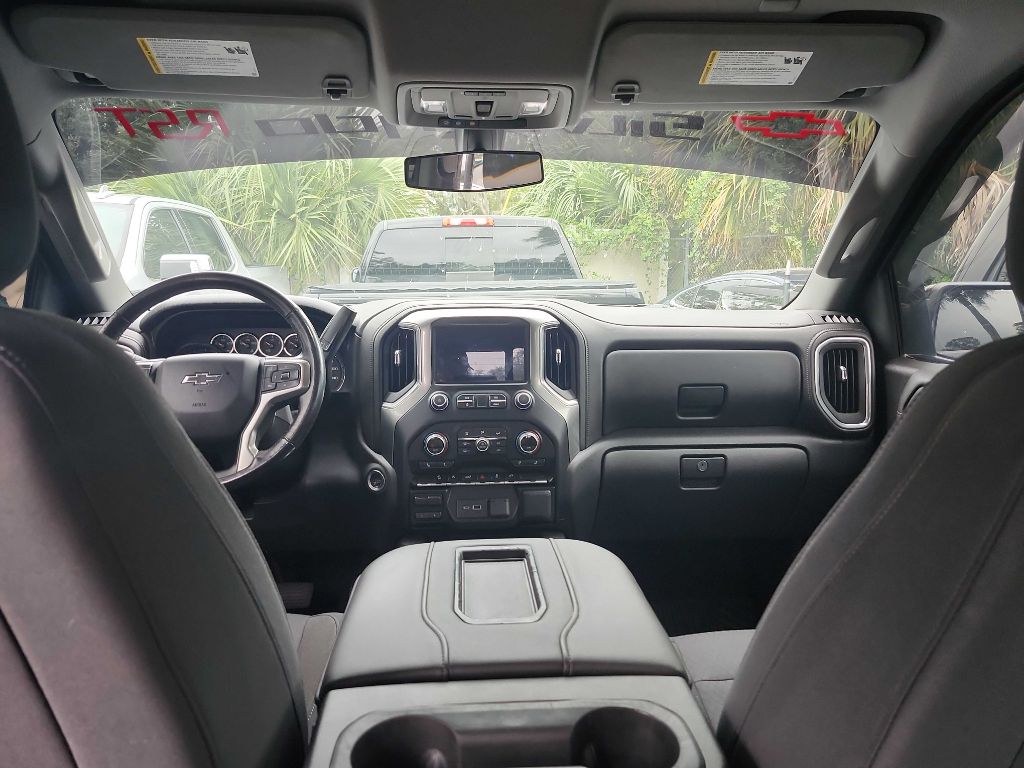 Photo 6 of this CHEVROLET SILVERADO 1500