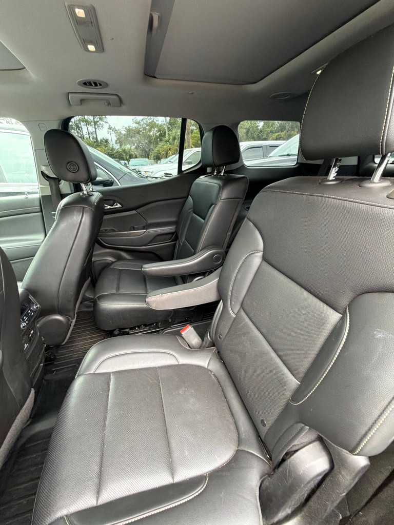 Photo 6 of this GMC ACADIA