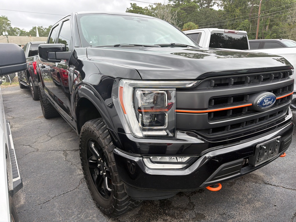 Photo 2 of this FORD F-150