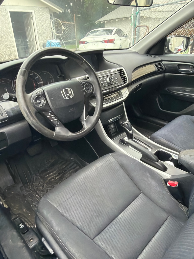Photo 4 of this HONDA ACCORD