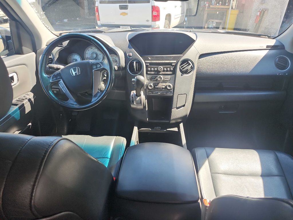 Photo 7 of this HONDA PILOT