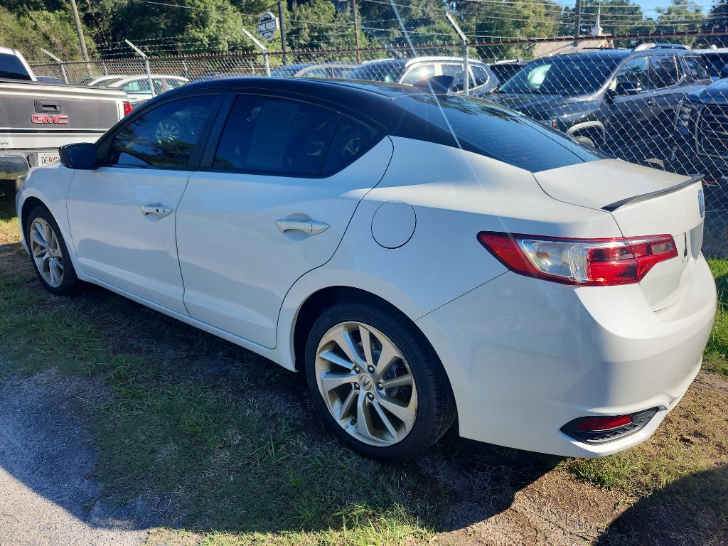 Photo 4 of this ACURA ILX