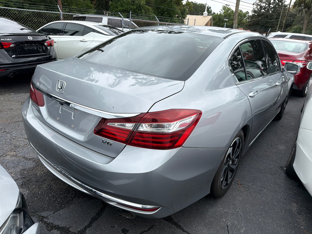 Photo 3 of this HONDA ACCORD