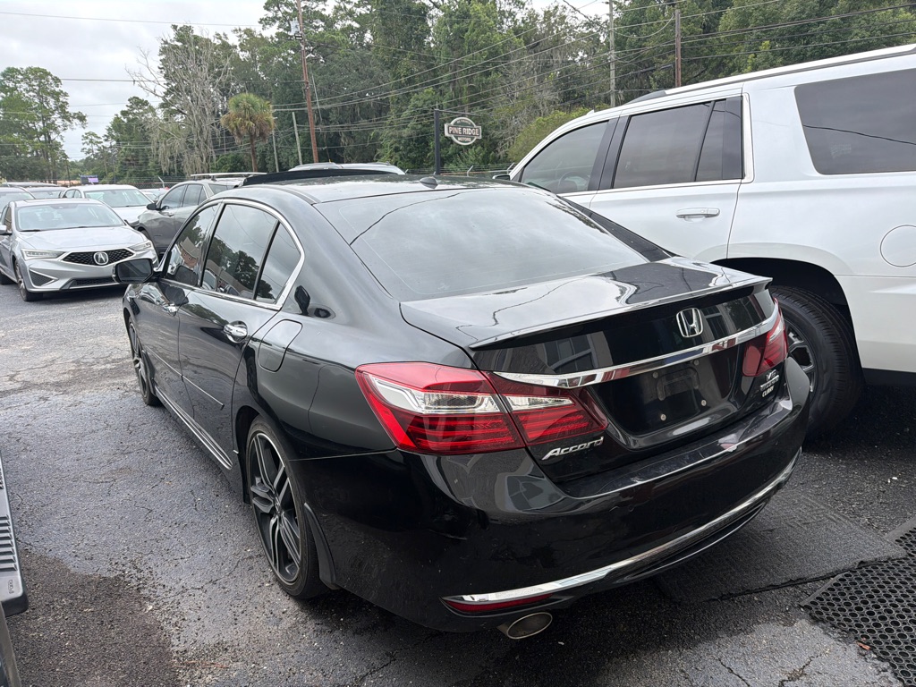 Photo 5 of this HONDA ACCORD