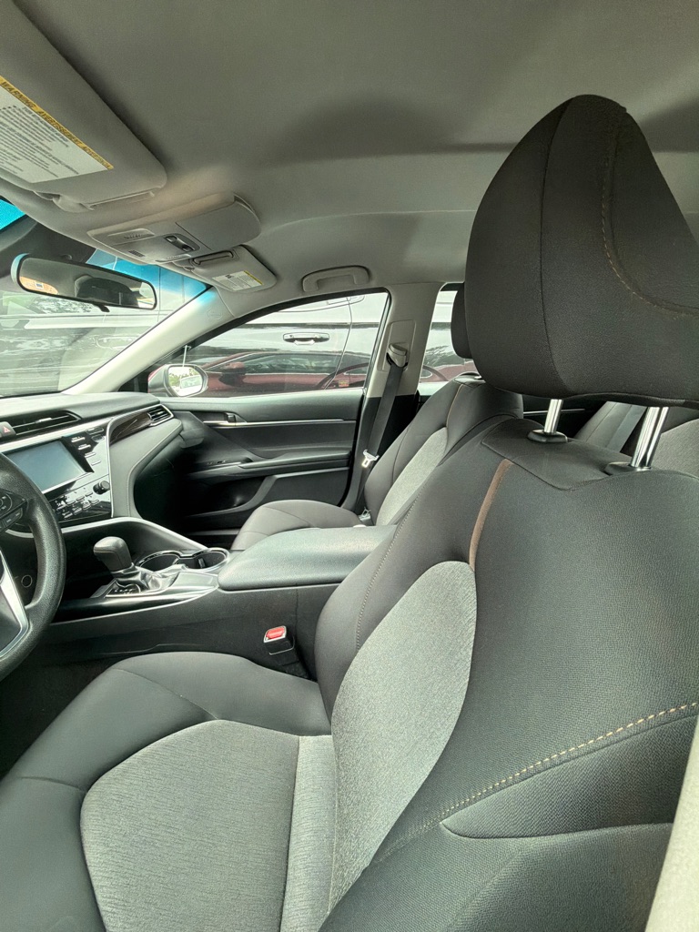 Photo 5 of this TOYOTA CAMRY