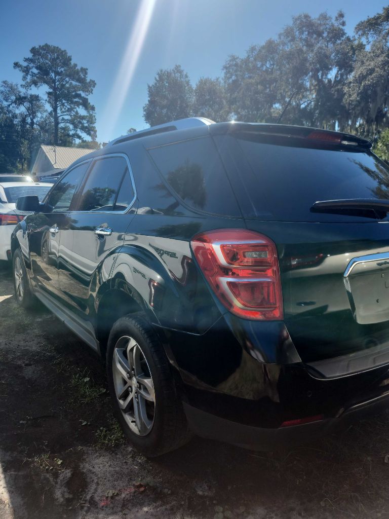 Photo 5 of this CHEVROLET EQUINOX