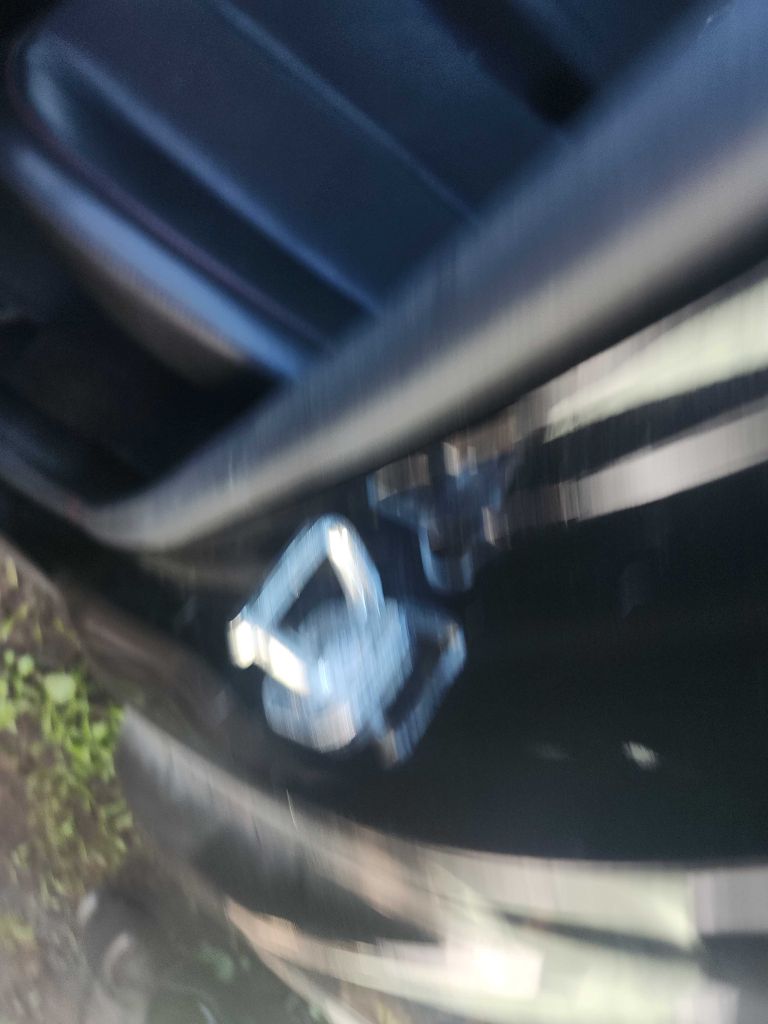 Photo 6 of this CHEVROLET EQUINOX