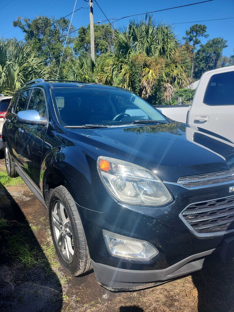 Photo 4 of this CHEVROLET EQUINOX