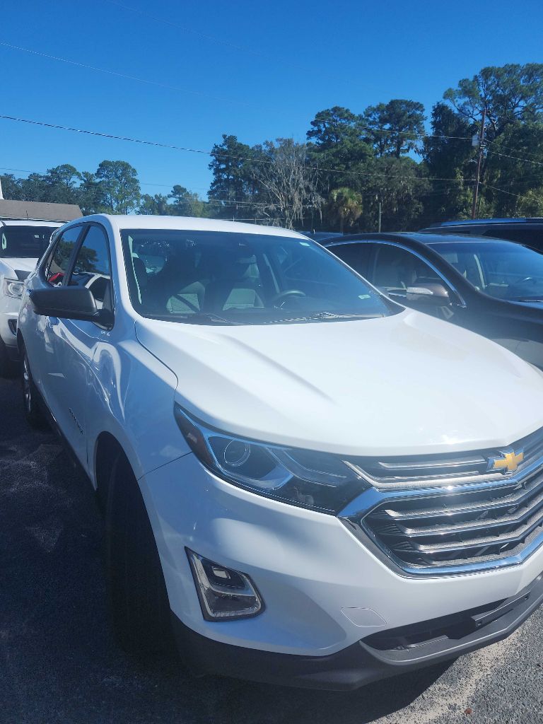 Photo 5 of this CHEVROLET EQUINOX