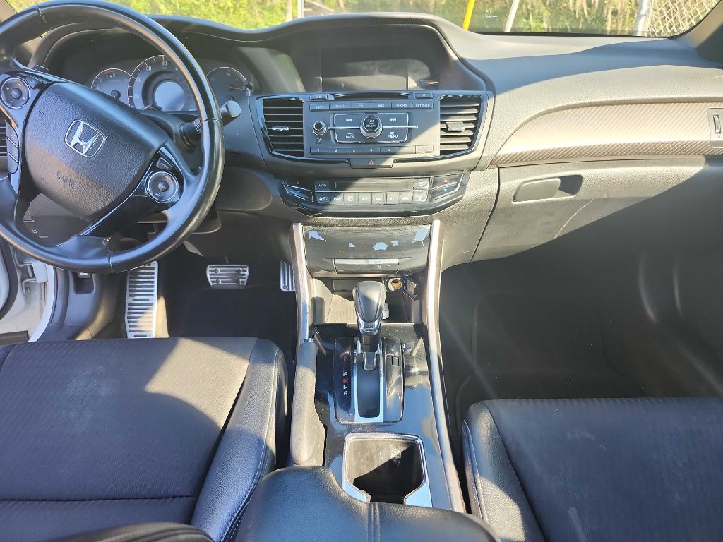 Photo 6 of this HONDA ACCORD