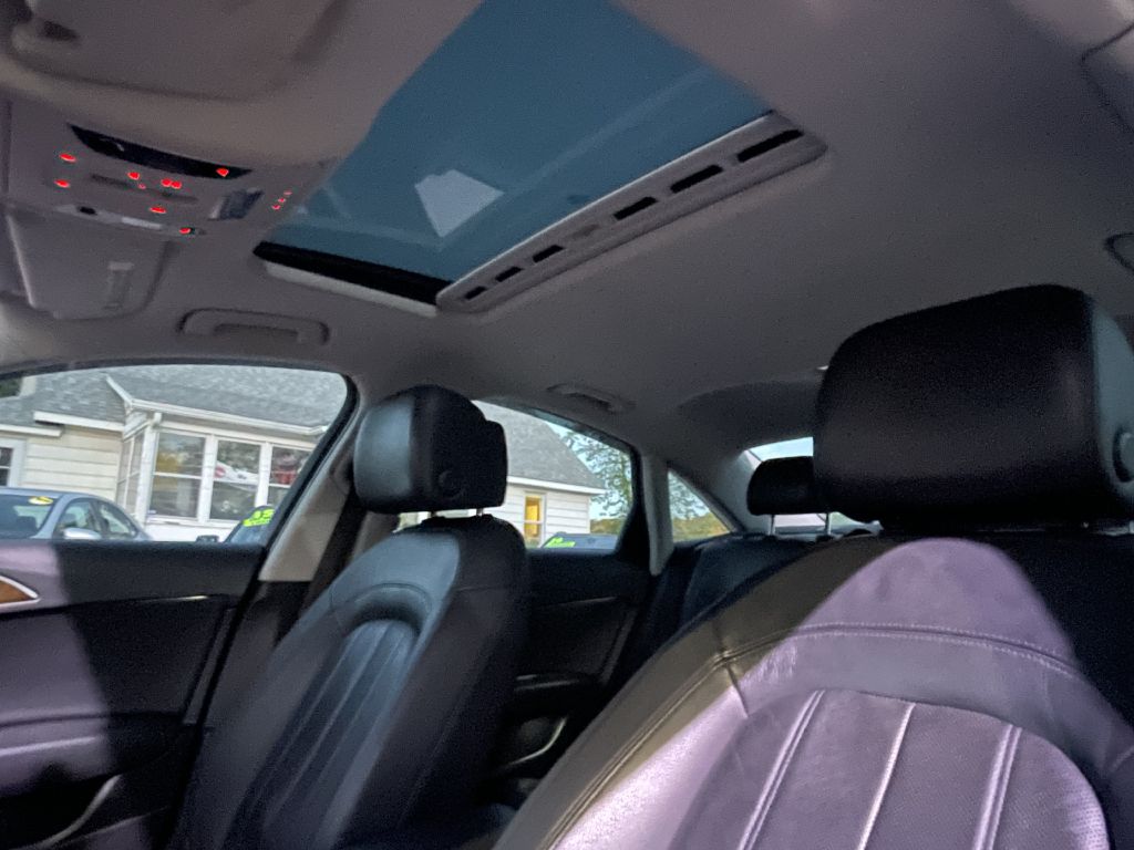 Photo 25 of this AUDI A6
