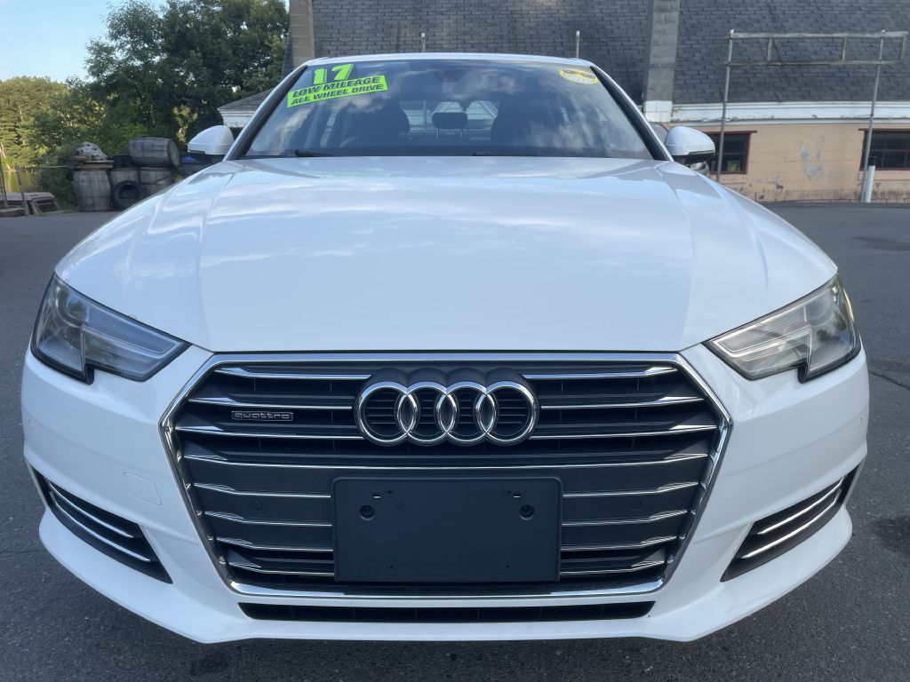 Photo 2 of this AUDI A4