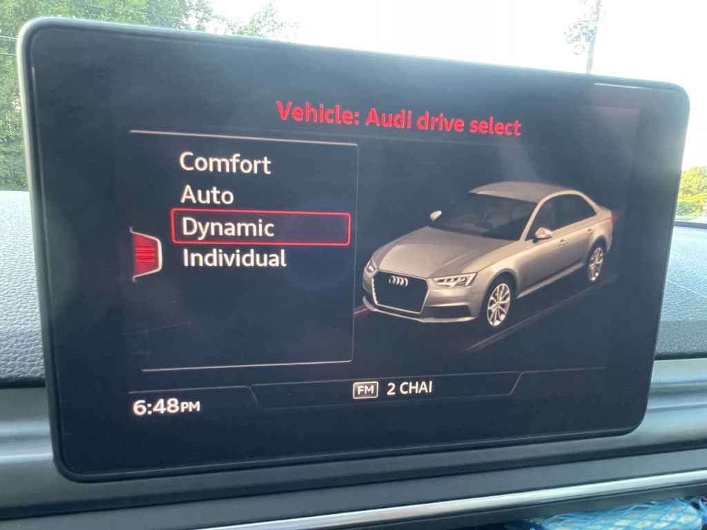 Photo 16 of this AUDI A4