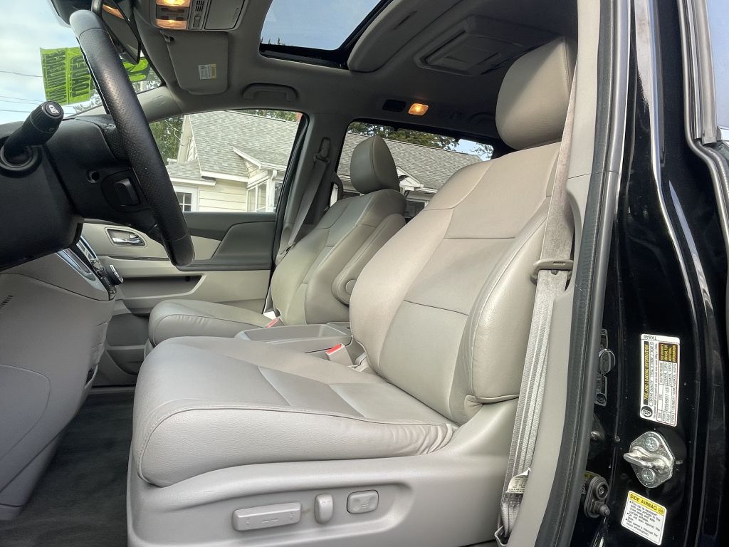 Photo 9 of this HONDA ODYSSEY