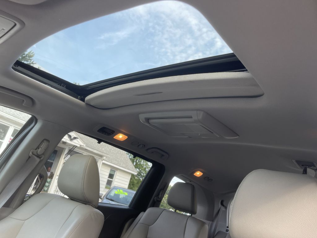 Photo 27 of this HONDA ODYSSEY