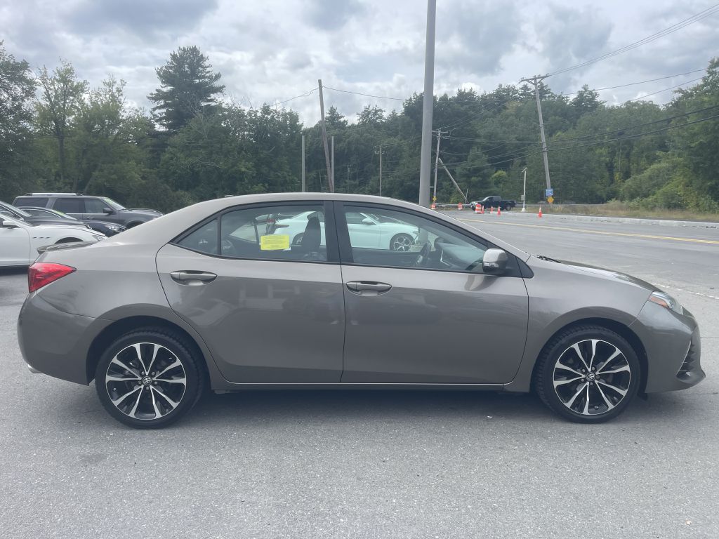 Photo 8 of this TOYOTA COROLLA