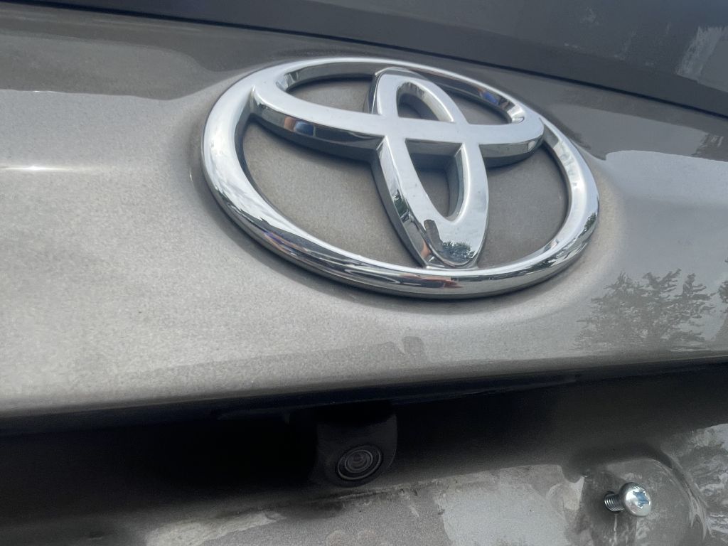 Photo 28 of this TOYOTA COROLLA