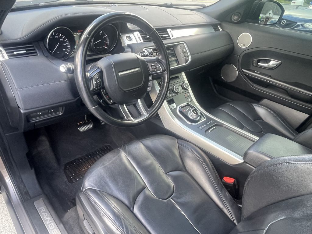 Photo 8 of this LAND ROVER RANGE ROVER EVO