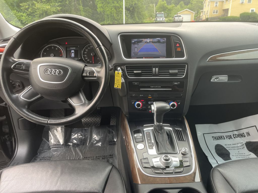 Photo 12 of this AUDI Q5