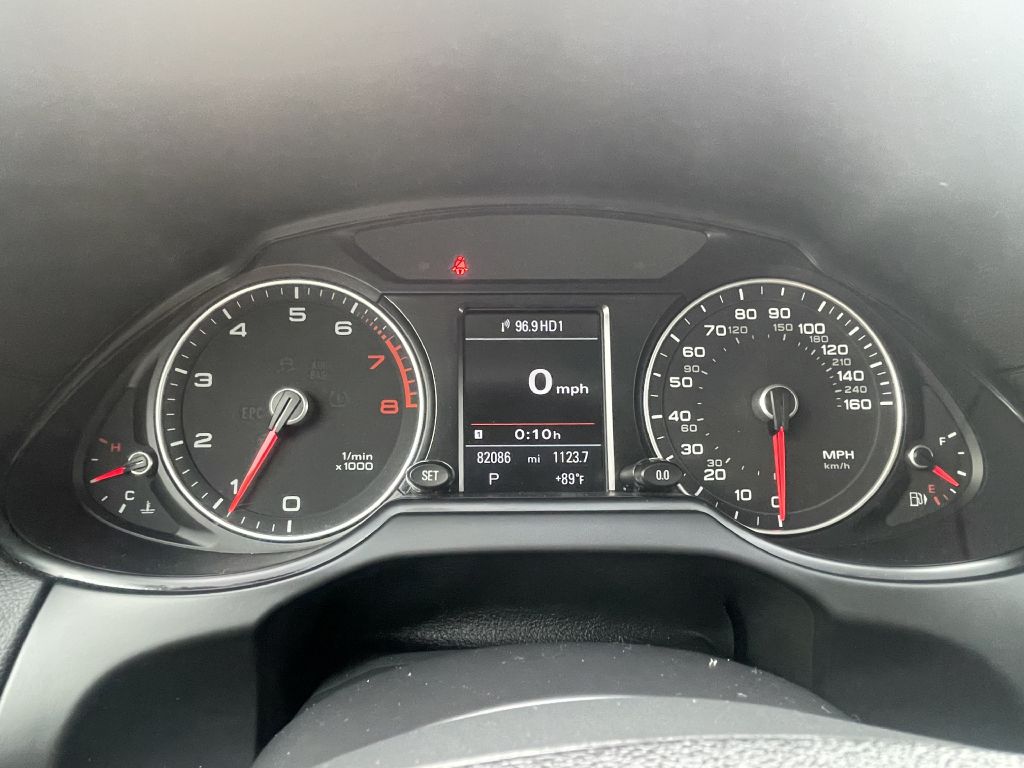 Photo 14 of this AUDI Q5