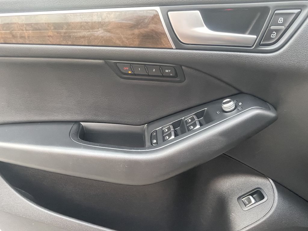Photo 20 of this AUDI Q5