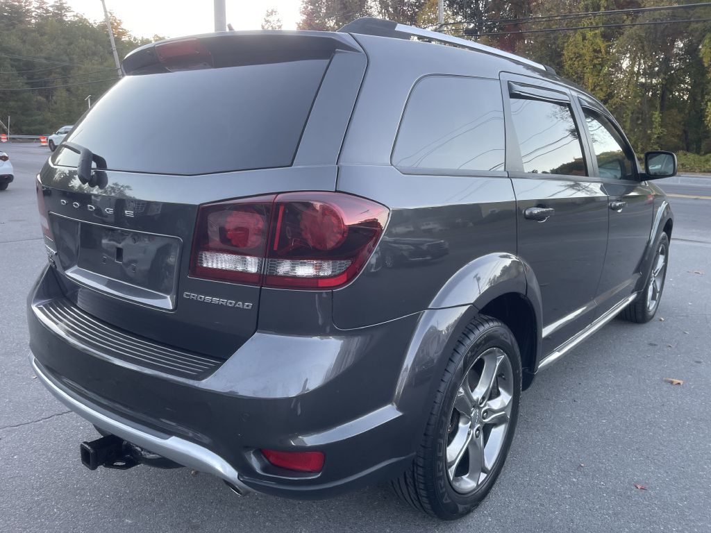 Photo 7 of this DODGE JOURNEY