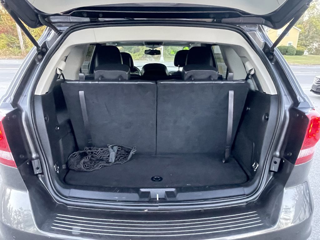 Photo 30 of this DODGE JOURNEY