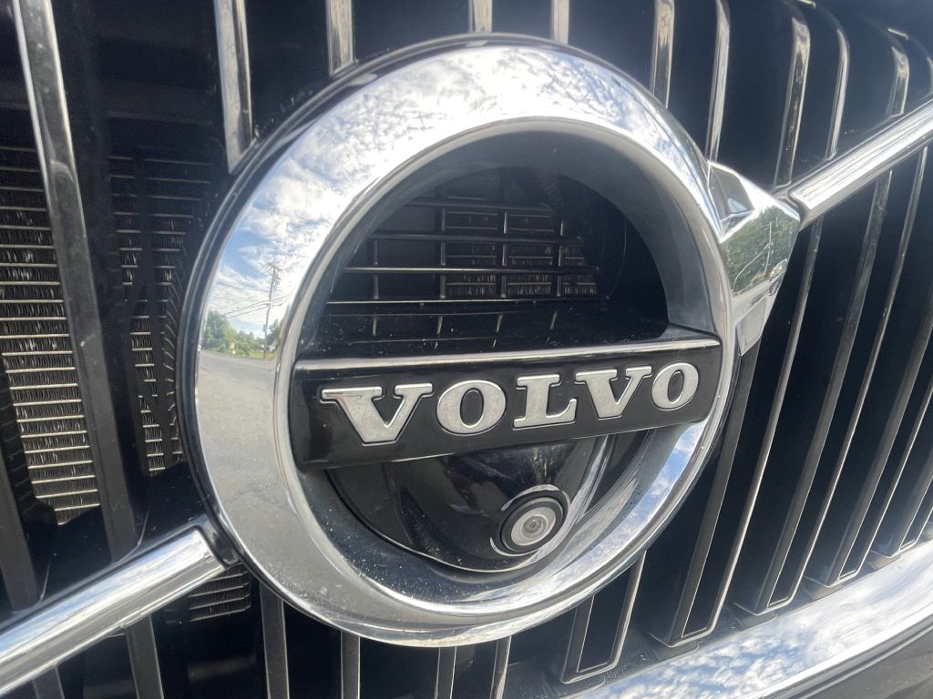 Photo 22 of this VOLVO XC90