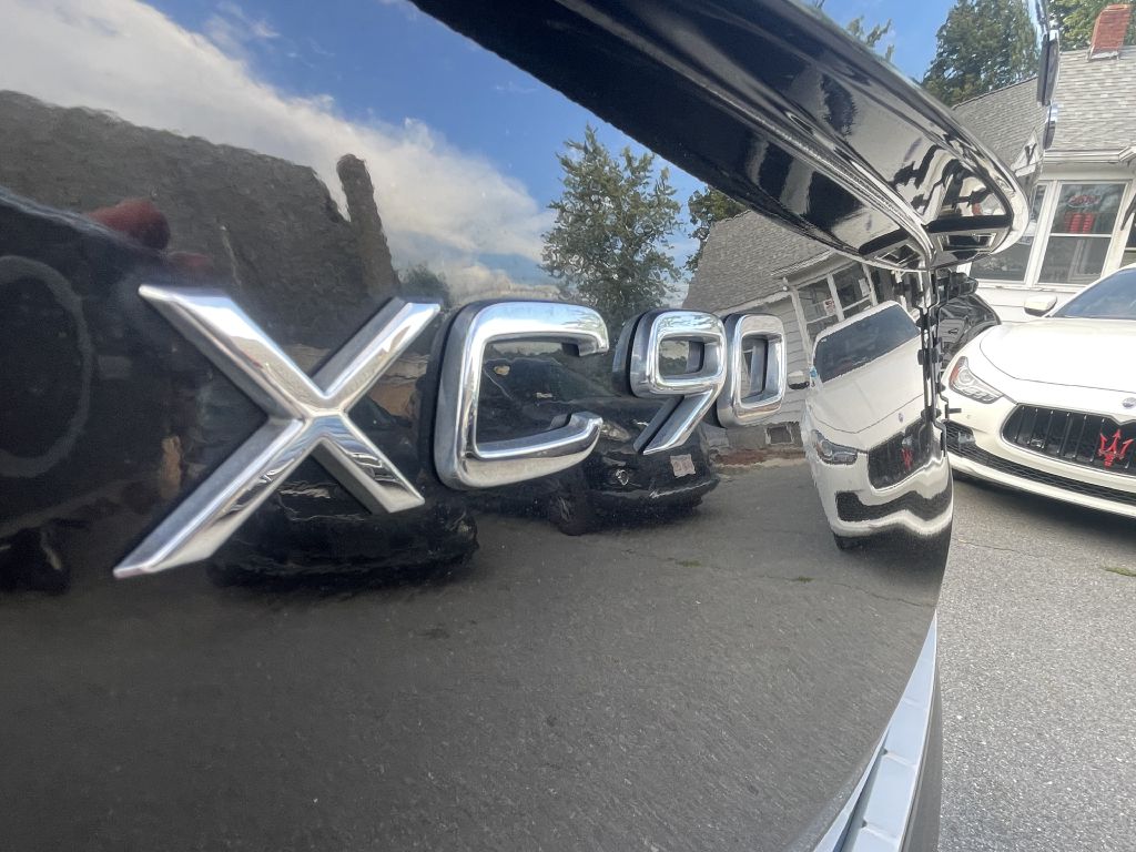 Photo 23 of this VOLVO XC90