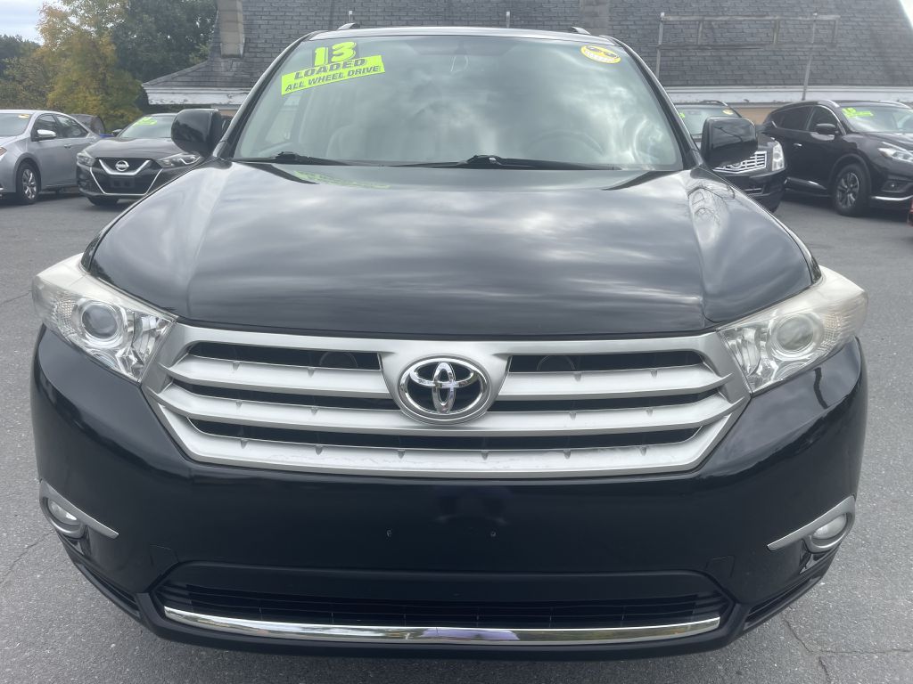 Photo 2 of this TOYOTA HIGHLANDER