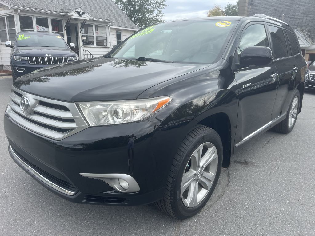 Photo 3 of this TOYOTA HIGHLANDER