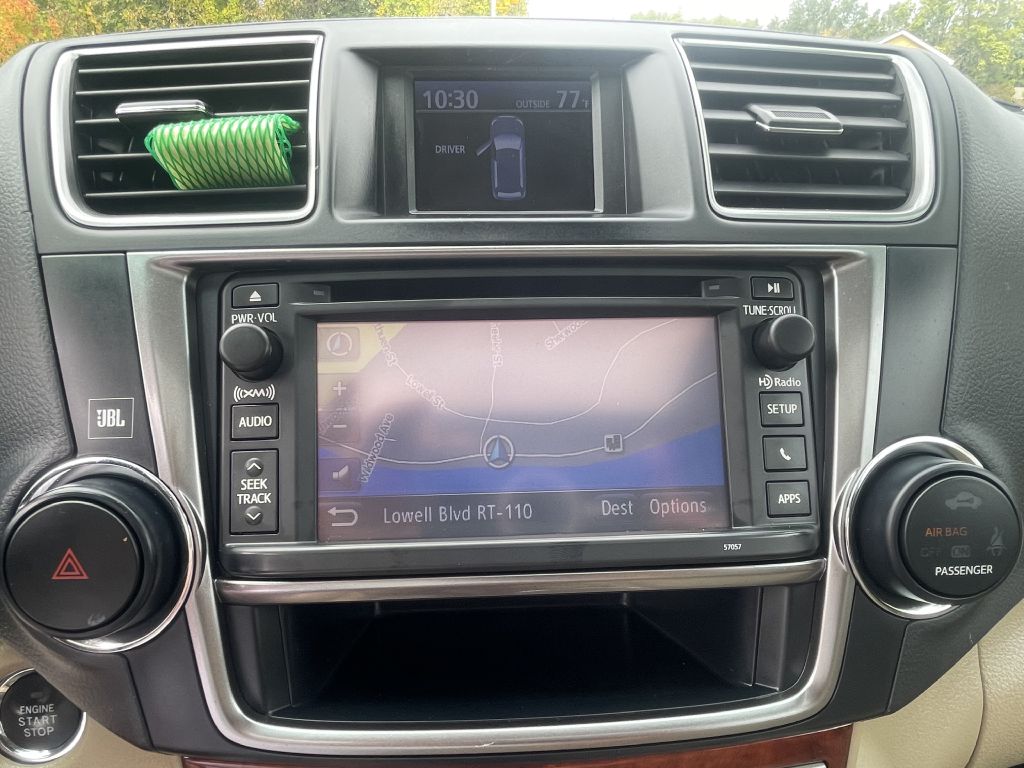 Photo 18 of this TOYOTA HIGHLANDER