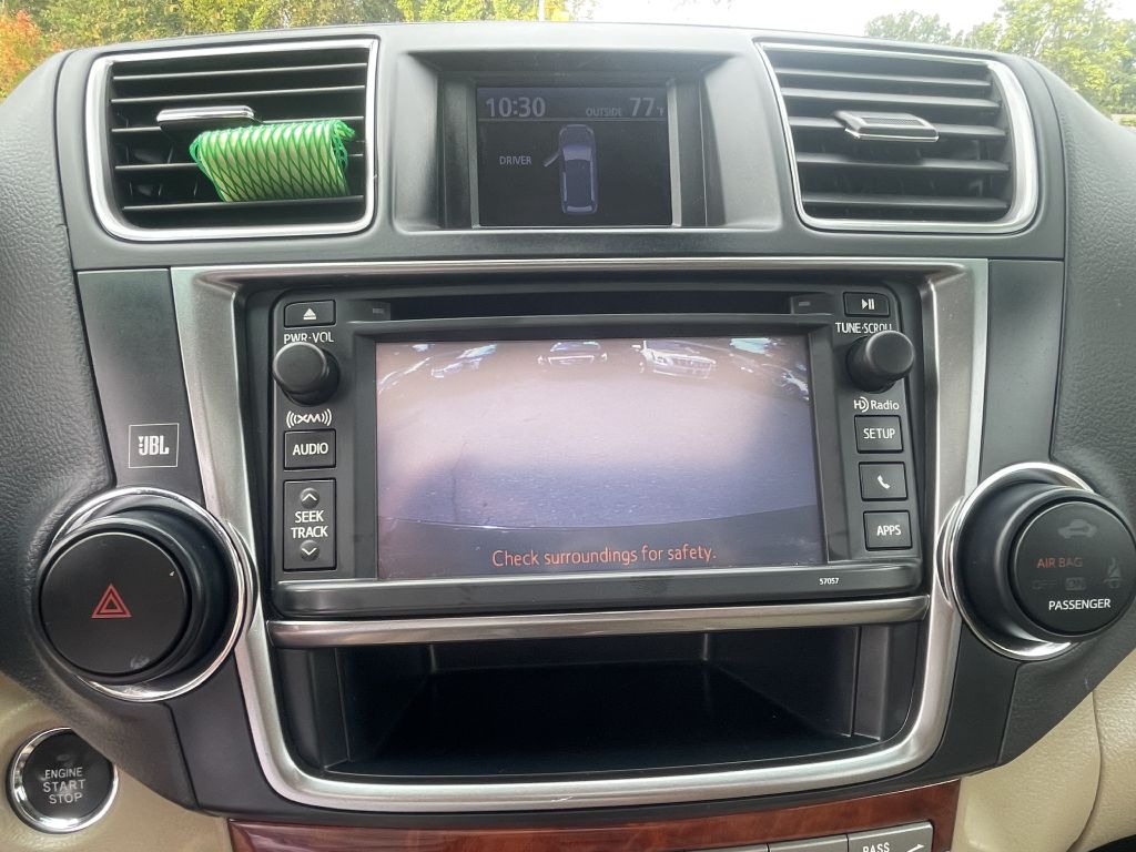 Photo 19 of this TOYOTA HIGHLANDER