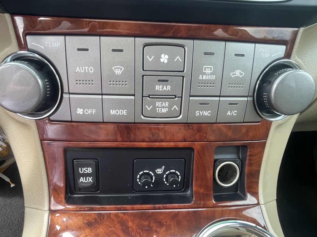 Photo 20 of this TOYOTA HIGHLANDER